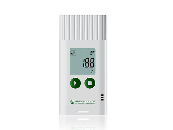 Freshliance TagPlus multi-use USB temperature data logger with LCD screen.